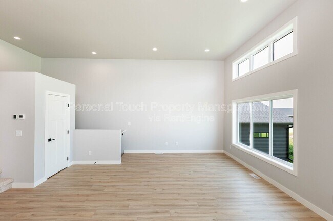 Photo - 6733 67th Ave S