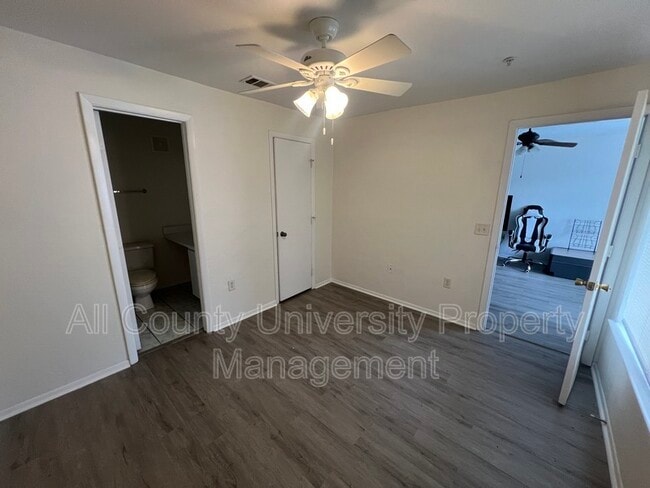 Photo - 4000 SW 23rd St Unit 2303