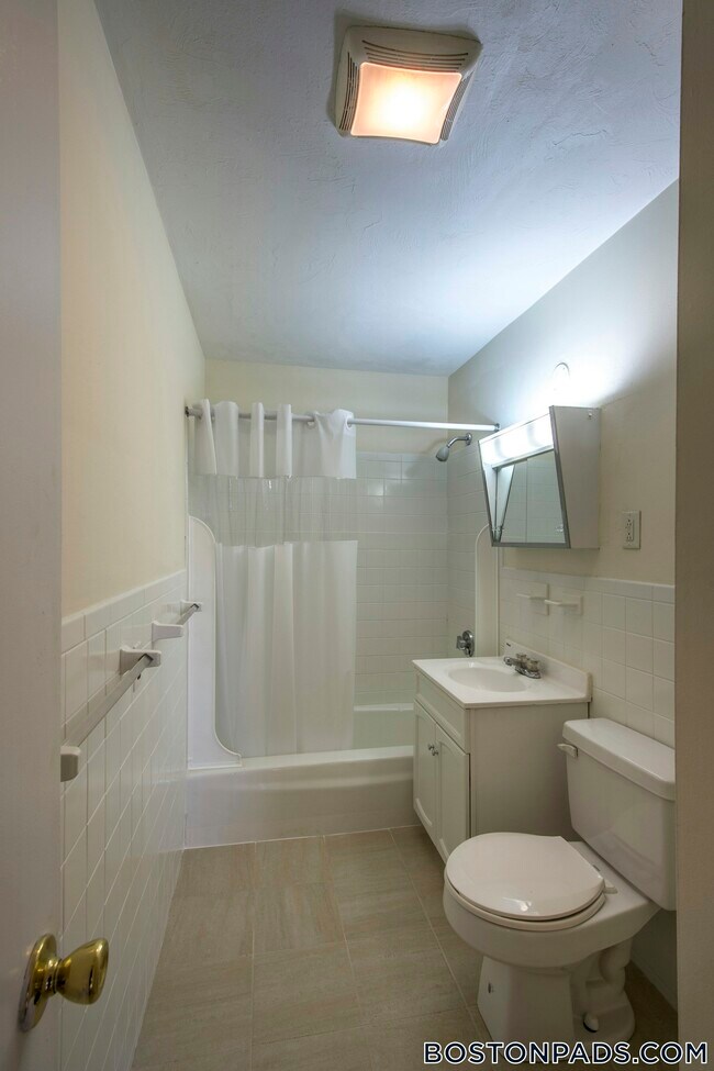 Photo - 84 Gardner St Unit 24