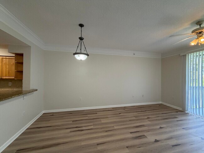 Photo - 2052 Alta Meadows Ln