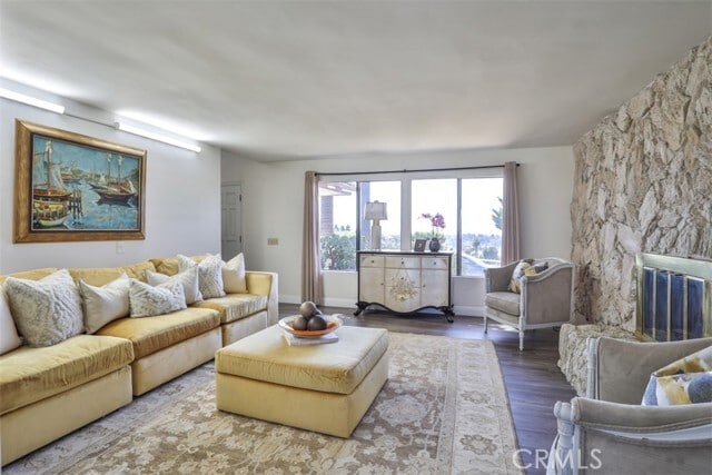 Photo - 1736 Derringer Ln