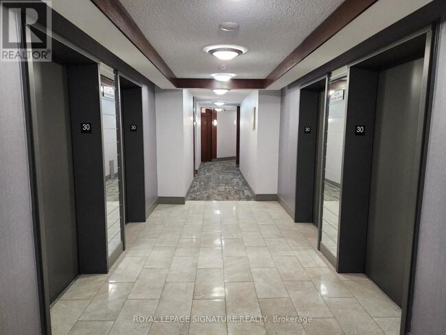 Photo - 310 Burnhamthorpe Rd W Unit 3009