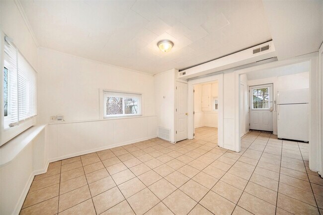 Photo - 401 Pauline Blvd Unidad Cottage