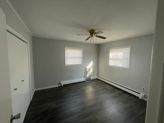Building Photo - 14228 Telegraph Rd Unit Apt 1