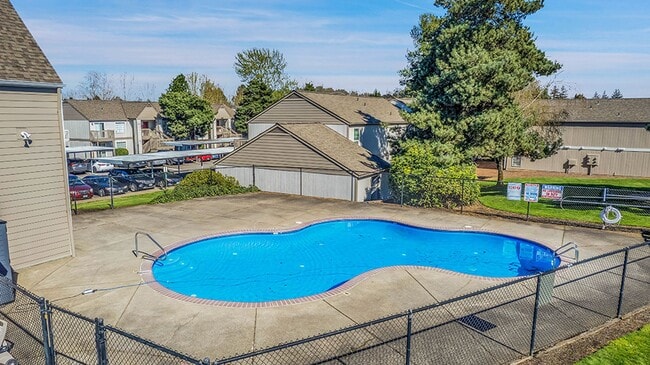 Photo - FOX HOLLOW APARTMENTS