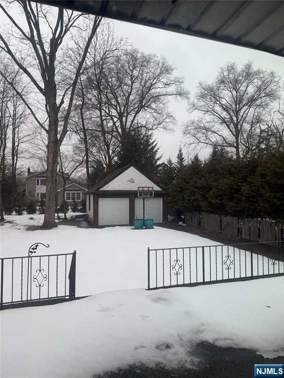 Photo - 346 N Van Dien Ave