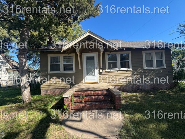 Building Photo - $949 - 3 Bed 1 Bath - Single Family Home