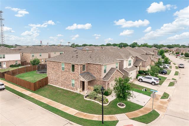 Photo - 412 Glenwick Ln