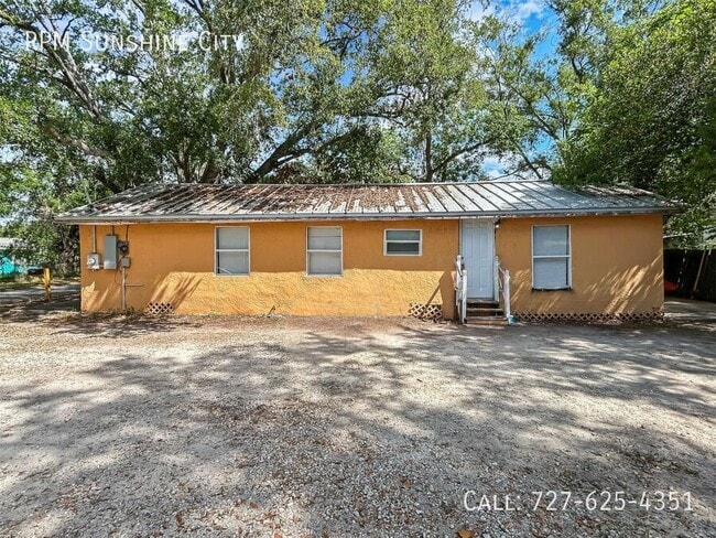 Photo - 3105 N 75th St