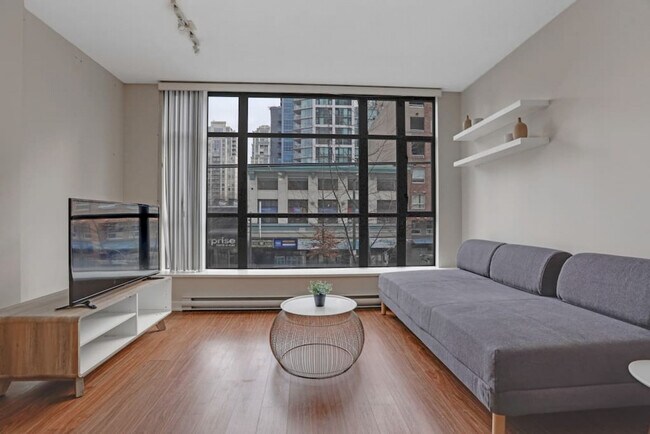 Photo - 444 W 6th Ave Unit ID1051758P