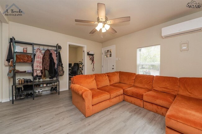 Photo - 514 S Archer St House