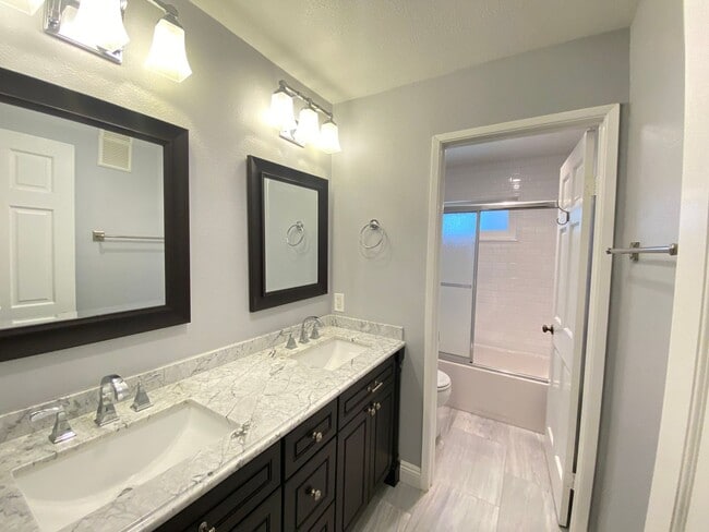 Photo - Great UTC Location 2B/1B Two Story Townhome! IN UNIT W/D! Gated Assigned Parking! Pool!