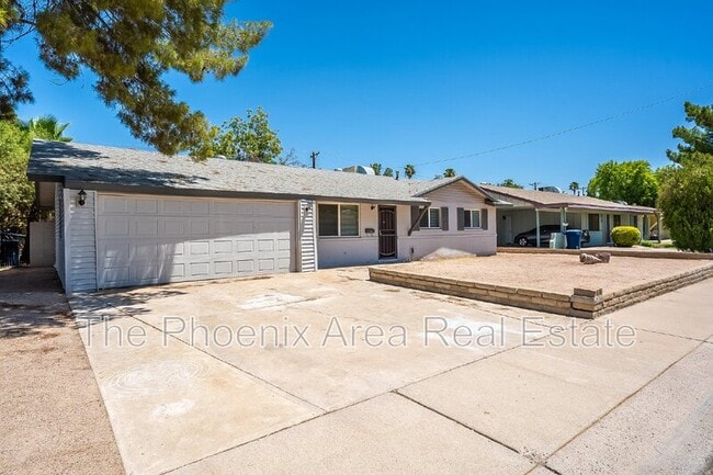 Photo - 522 E Balboa Dr