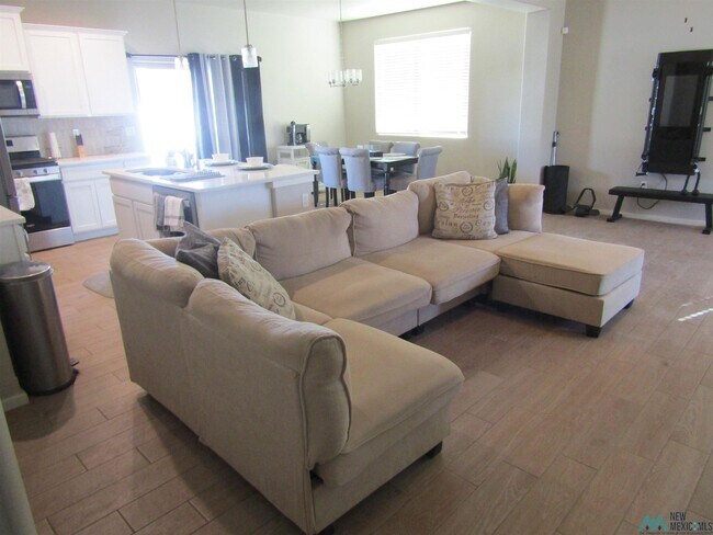 Photo - 2509 W Ray Ave