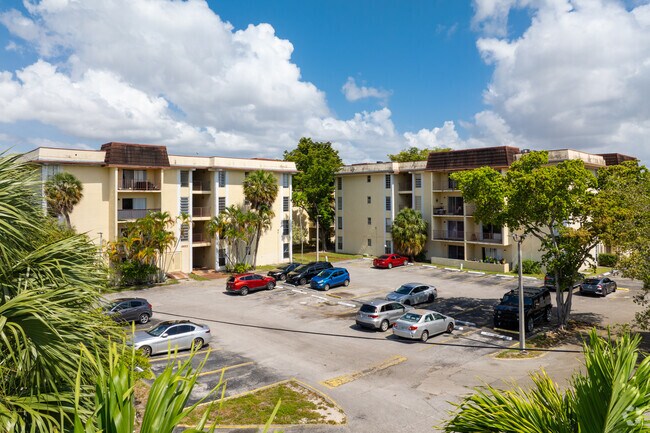 Photo - Capri Gardens Condominiums