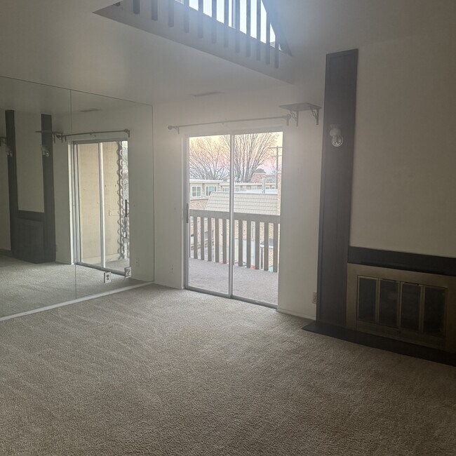 Photo - 2220 E Murray Holladay Rd