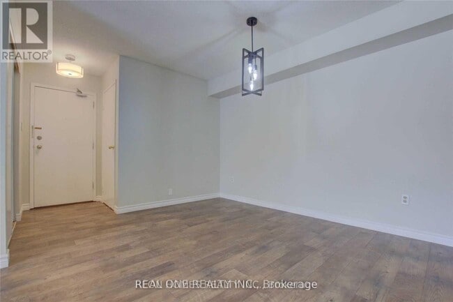 Photo - 1450 Glen Abbey Gate Unit 1113