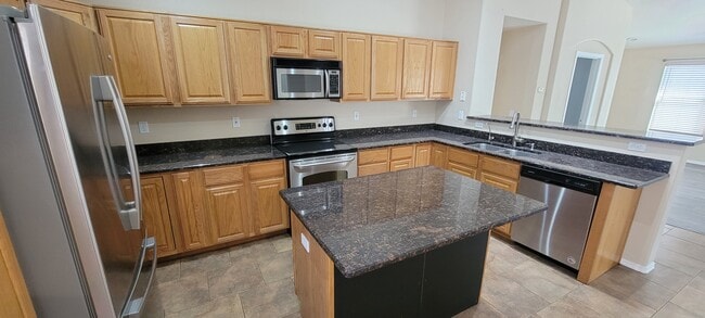 Kitchen - 4181 E Sundance Ave