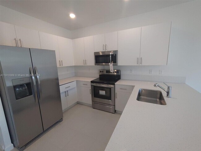 Photo - 12005 NW 47th Manor