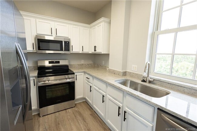 Photo - 101 SE Ocean Blvd Unit UN305