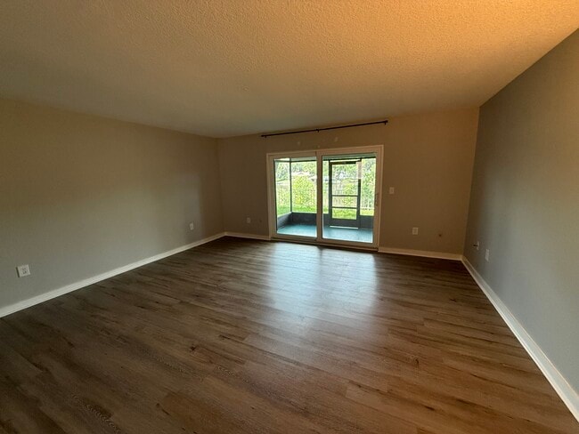 Living Room - 5201 Atlantic Blvd Unit Colonial Point 295