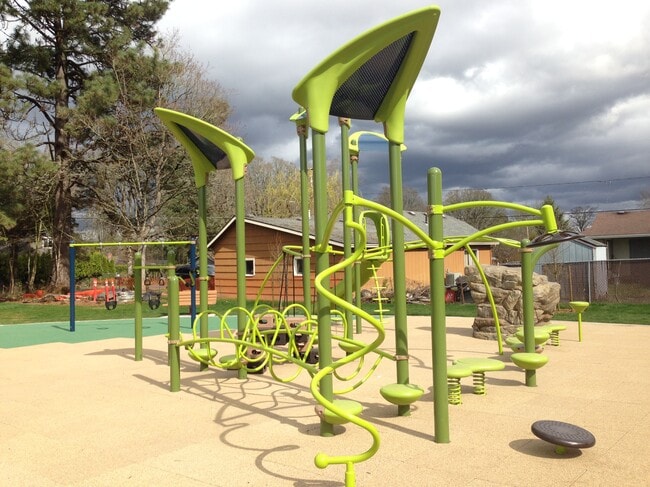 Photo - Blanton Commons