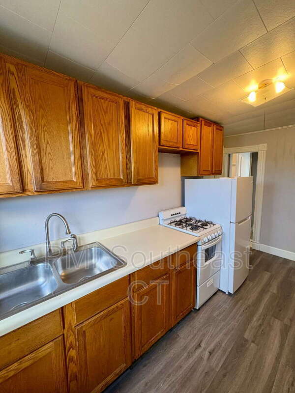 Photo - 79 Garfield Ave Unit 3R