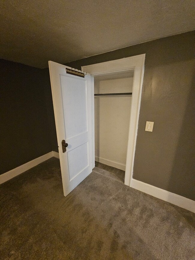 Photo - 1300 Douglas Pike Unit 1