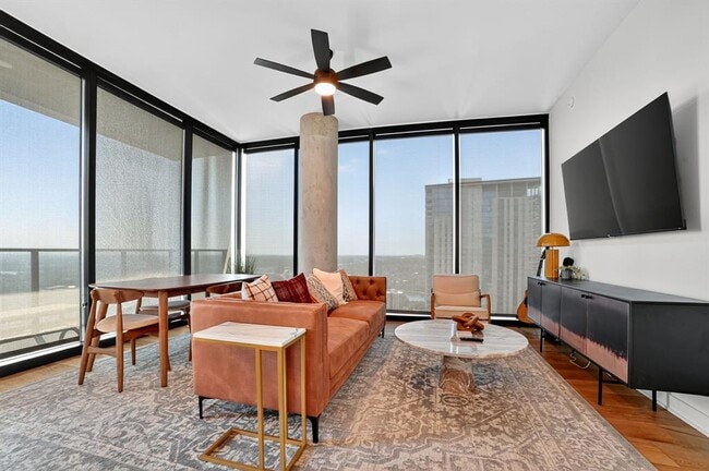 Photo - 84 East Ave Unit 3206