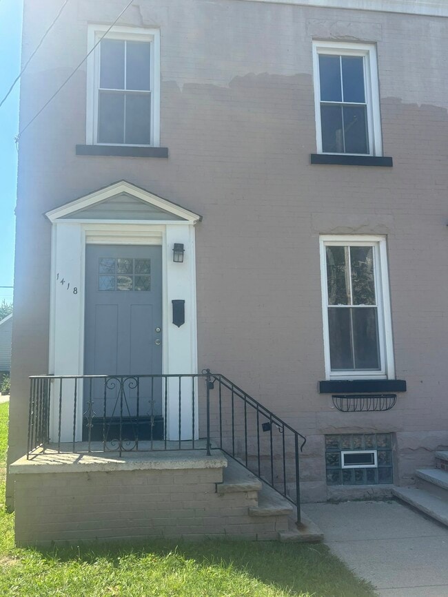 Photo - 1418 Winchester Ave