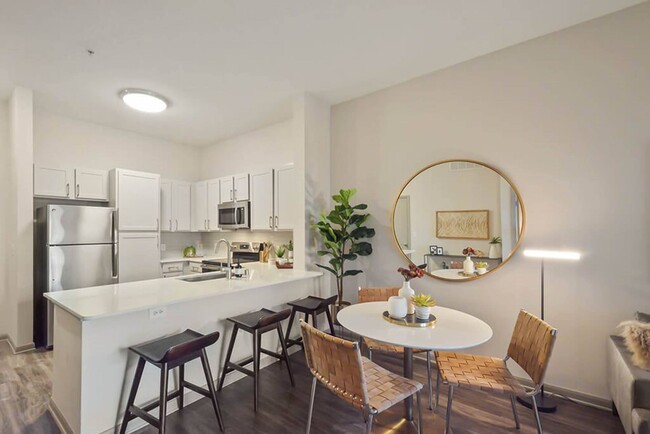 Photo - Gramercy on the Park Apartments