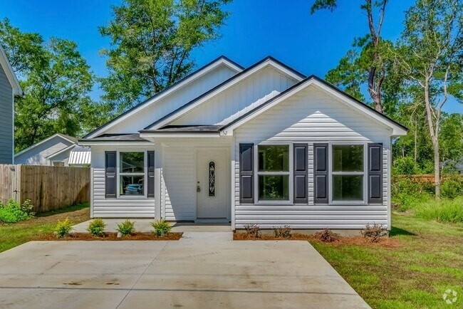 Building Photo - 18 Croatan St Rental
