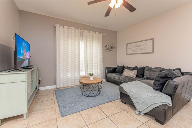 Building Photo - 8962 Majesty Palm Rd Unit ID1248262P Rental