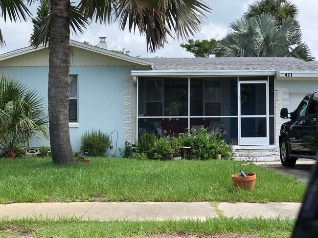 421 Seaview Ave