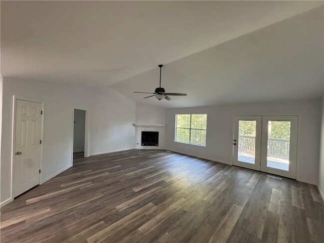 Photo - 26 Greenridge Ln