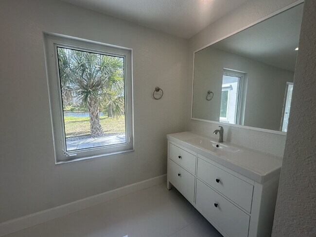 Photo - Waterfront 3-Bedroom Home in Rotonda West