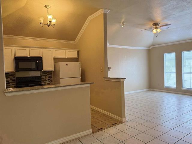 Photo - 405 Amber Ln