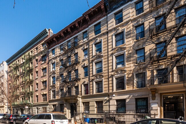 Photo - 533 W 151st St