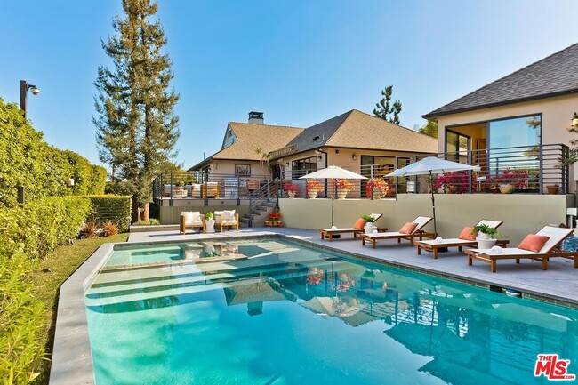 Building Photo - 2841 Montcalm Ave