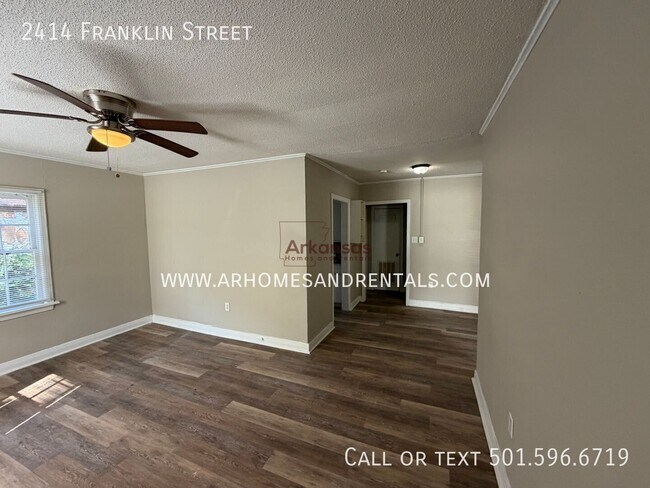 Photo - 2414 Franklin St