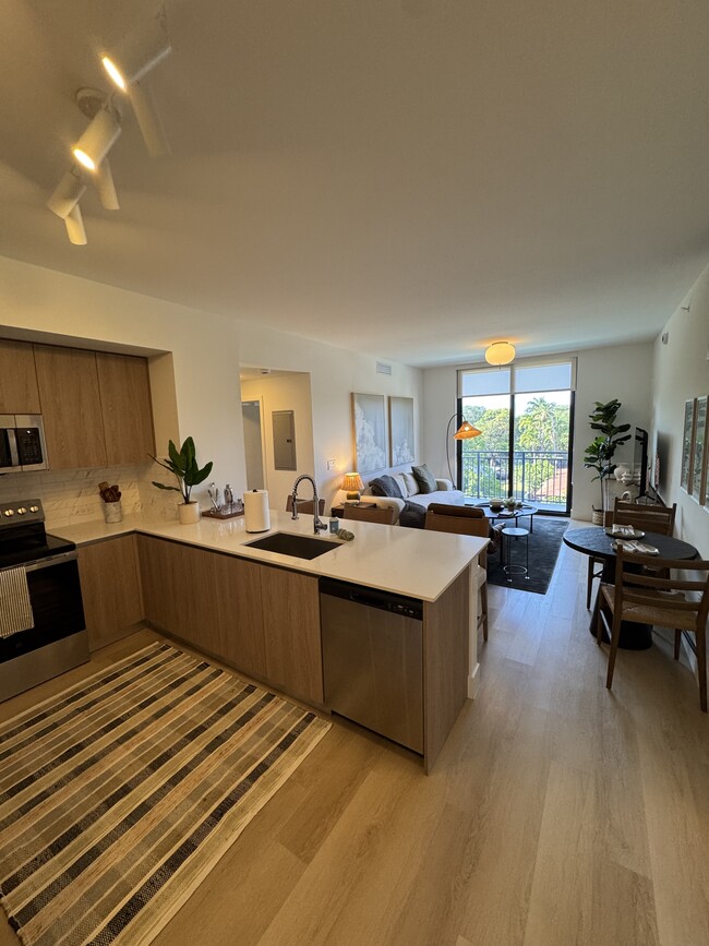 Photo - 2545 NE 183rd St Unit B2
