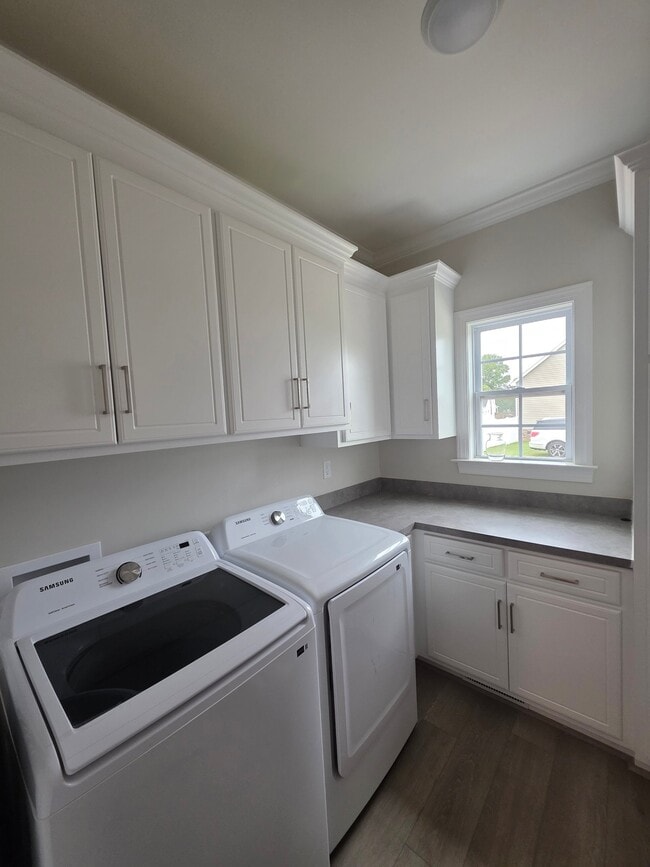 7328 Twin Pines Rd