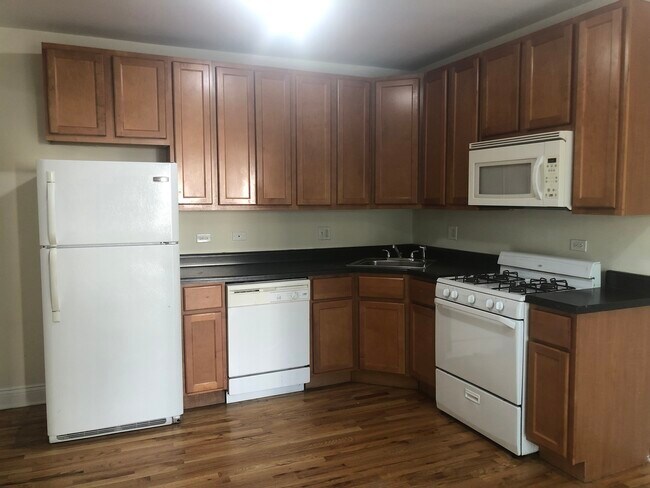 Photo - 5016 N Harding Ave