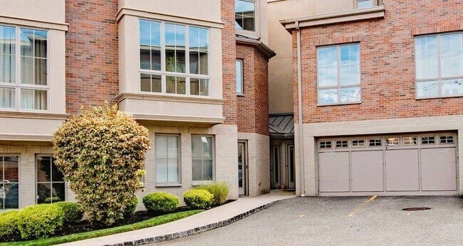 200 Laird Avenue Apt #103, Cliffside Park,... - 200 Laird Avenue Apt #103, Cliffside Park,... Unit 103