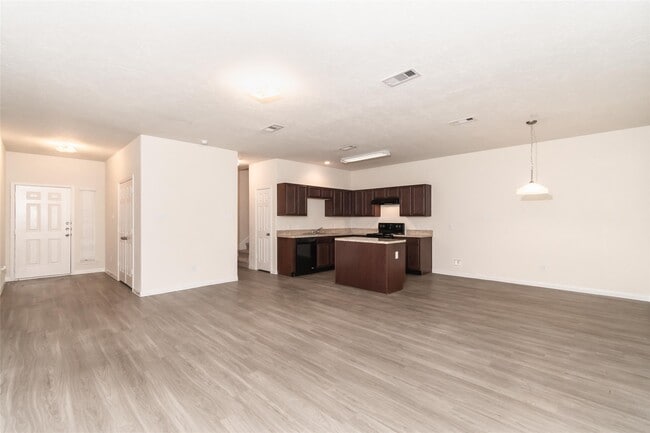 Photo - 3946 Lexington Manor Ct