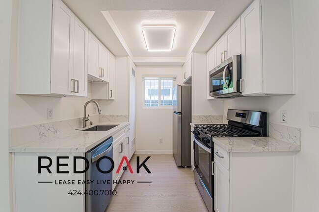 912 N Ridgewood Pl Unidad 2
