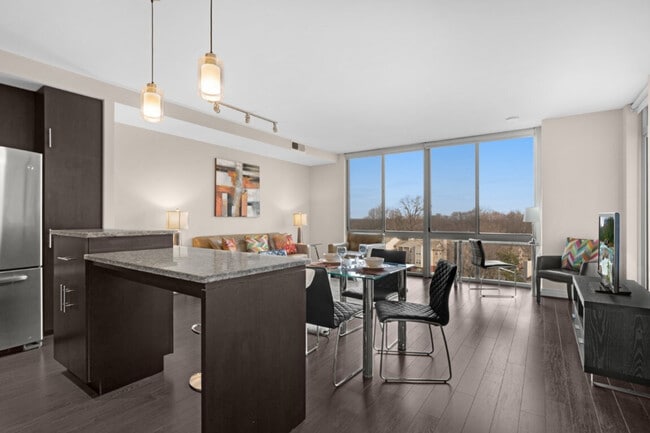 Photo - 3718 Midtown Dr Unit ID1351201P