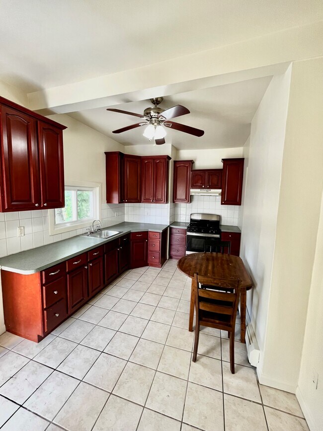 Photo - 500 N Division St Unit 1