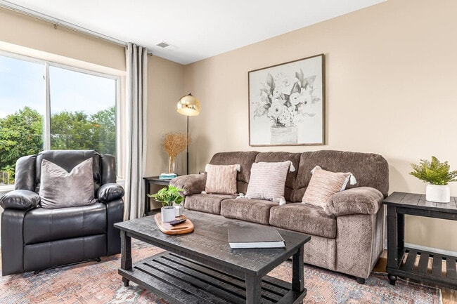 Photo - 18308 Mesle St Unit SI ID1032362P