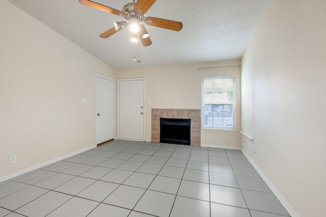 Photo - 2851 Coral Field Dr